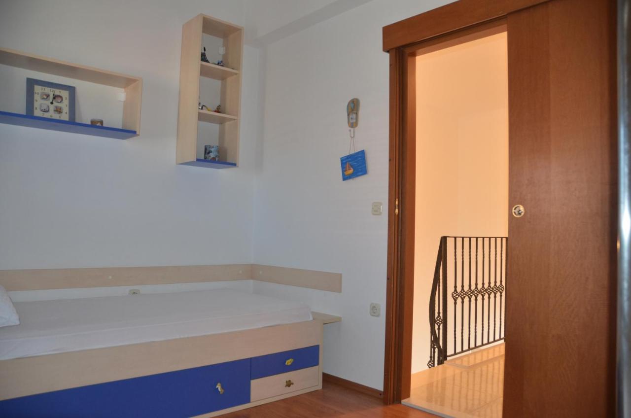 Apartman Ananda Bol - 2 Bedrooms, 7 Beds Exterior photo